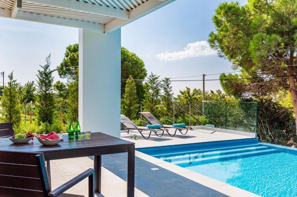 Les Residences Свороната Екстер'єр фото